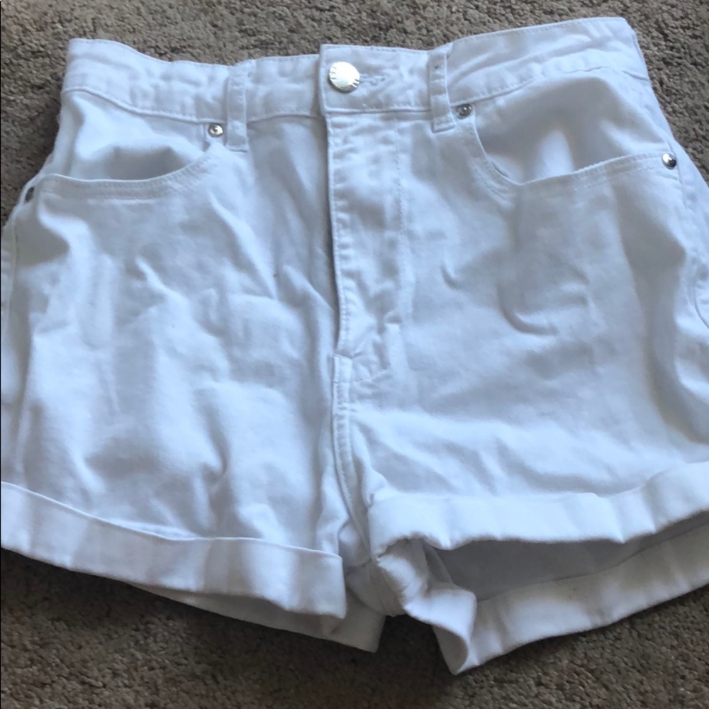 White high rise shorts